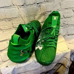 Under Armour Mens Green Blur Molded Cleats Size 10